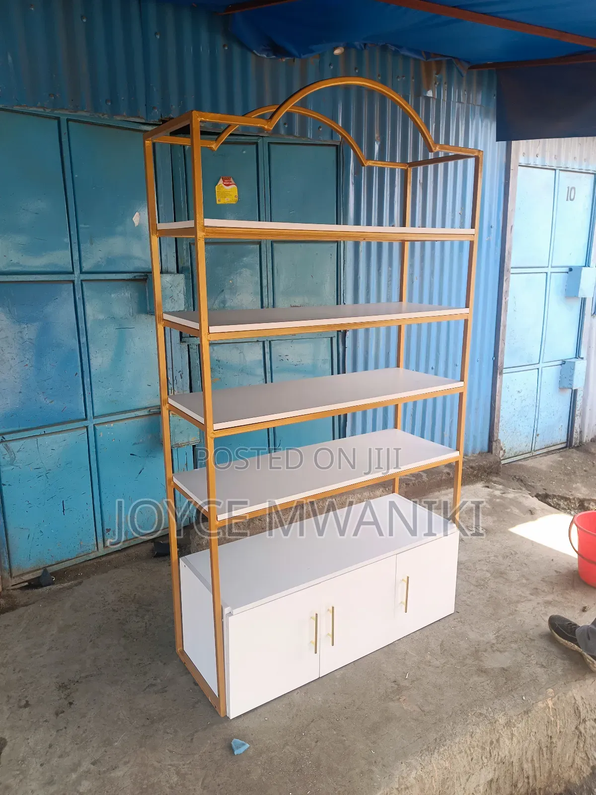 Display Cabinet, White and Gold 