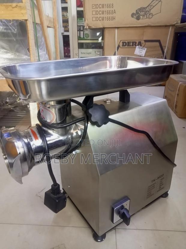 Robust Meat Mincer M22 - main view