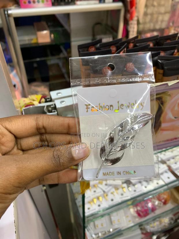 Silver Brooches for Classic Look - main view