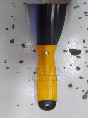 INGCO HPUT686075 Putty Trowel 75mm