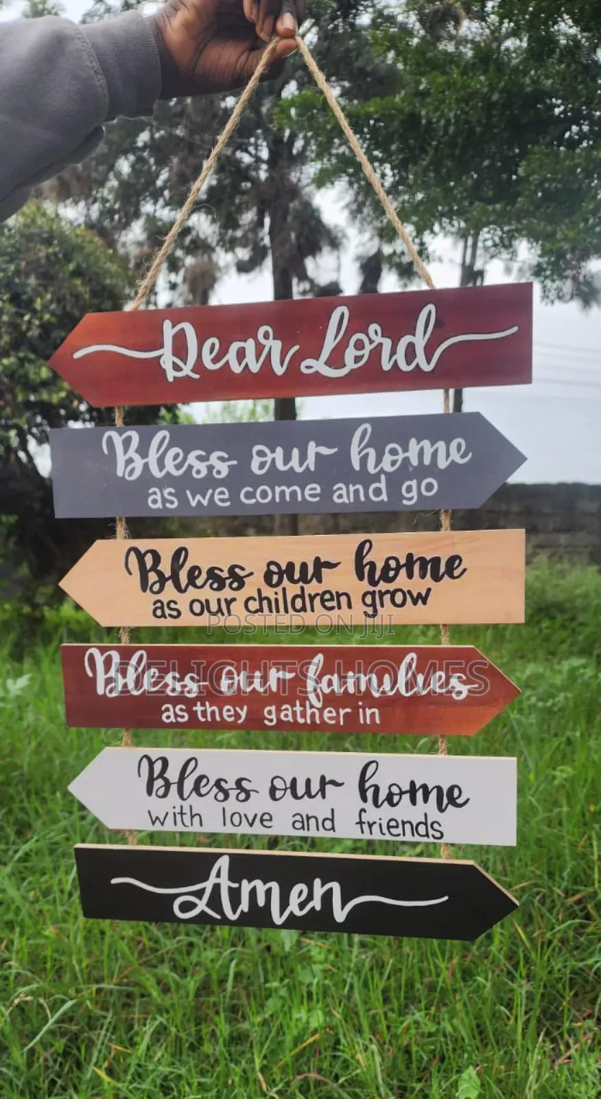 Wooden Wall Hanging With Welcome Home Message-Hog