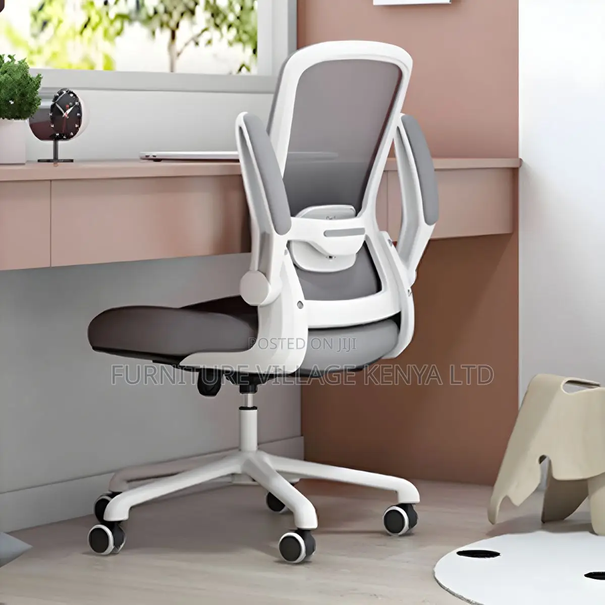 Modern Swivel Mesh Office Chair With Adjustable Arms