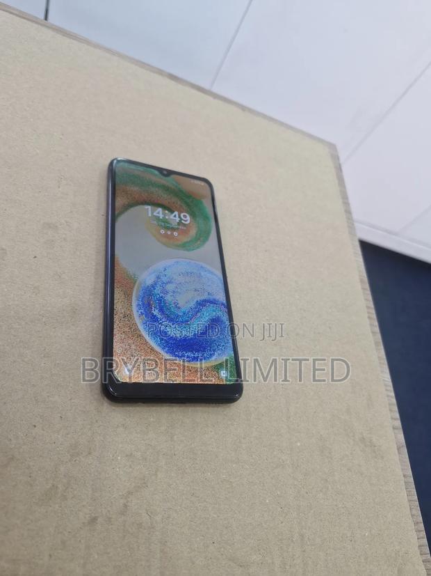 Samsung Galaxy A04s 128 GB Black - main view