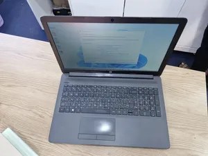 Laptop HP Pavilion 15-Cs3063cl 8GB Intel Core I5 HDD+SSD 256GB