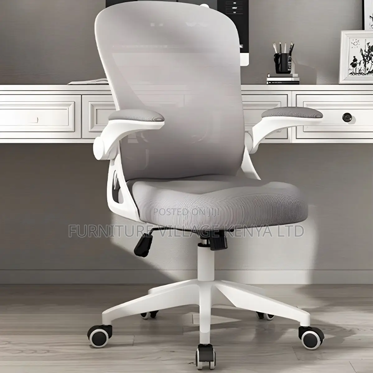 Elegant and Comfortable High-Back Mesh Task Chair