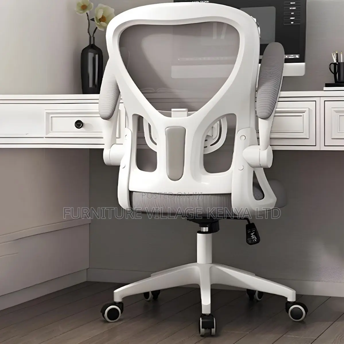 Elegant and Comfortable High-Back Mesh Task Chair