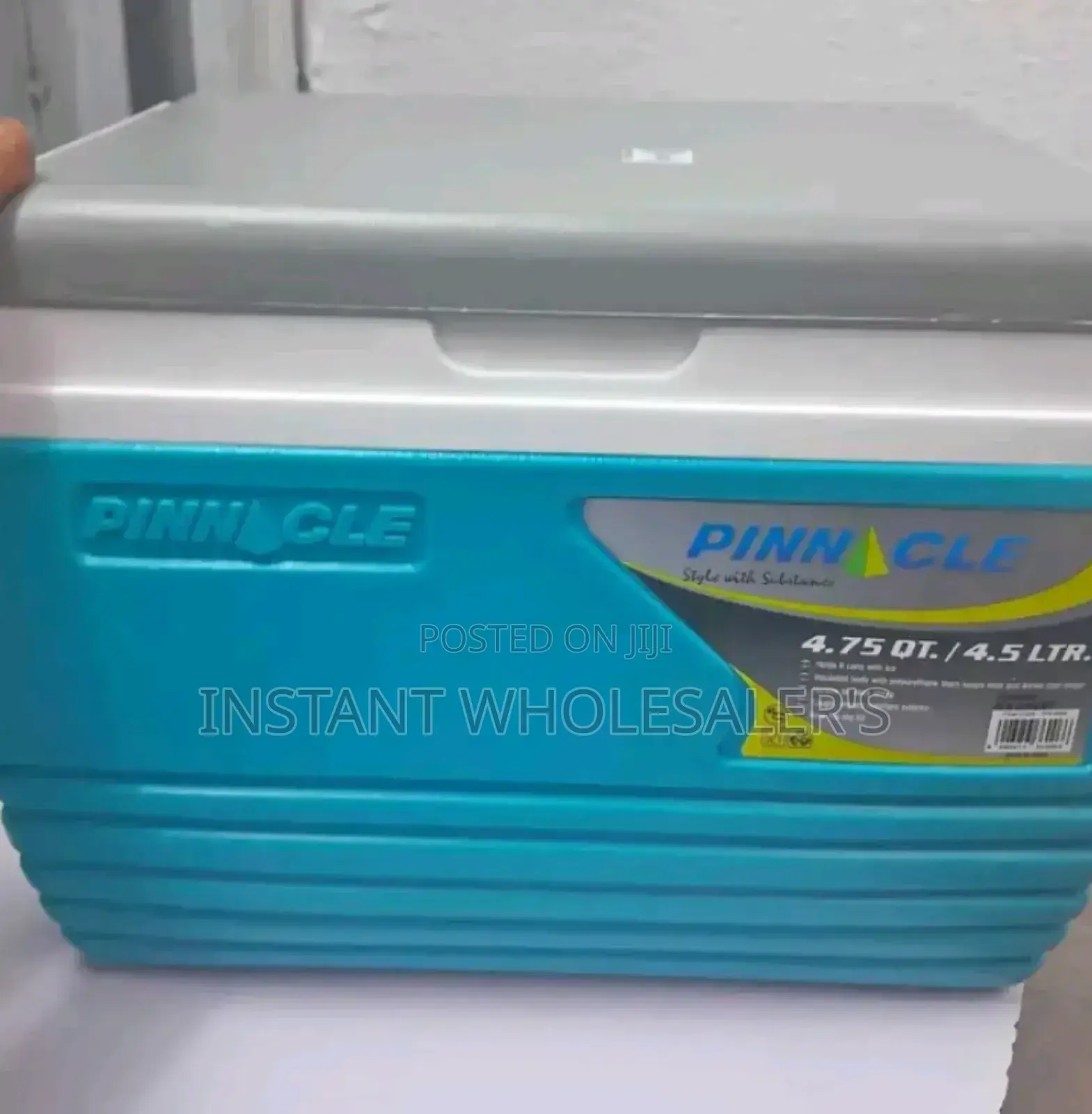 4.5 Pinnacle Cooler Box
