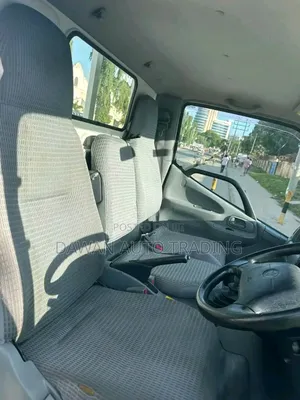 Toyota Dyna 2017 White