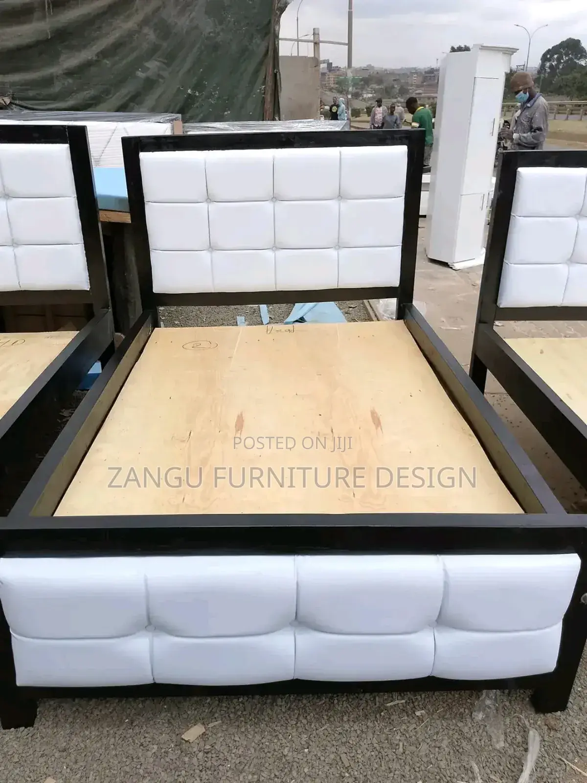 Classic Beds Available White Black