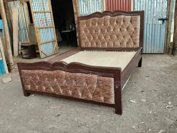 Chester Field Available - main view