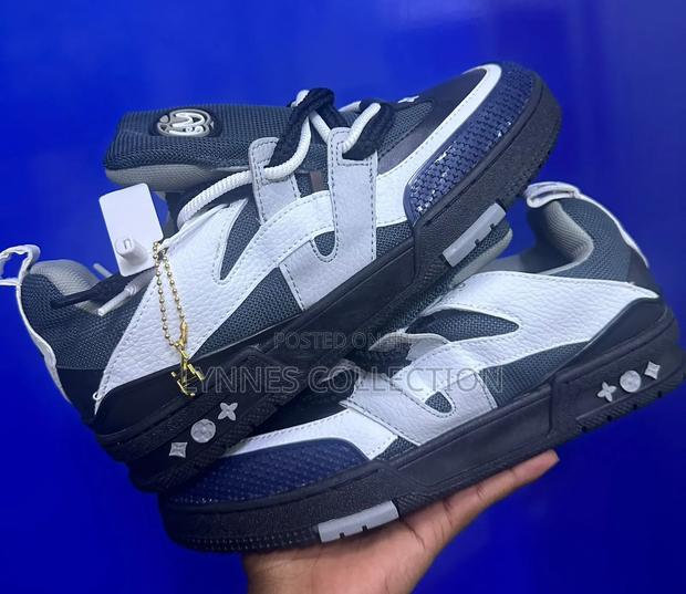 Luis Vuitton Trainers - thumbnail 4