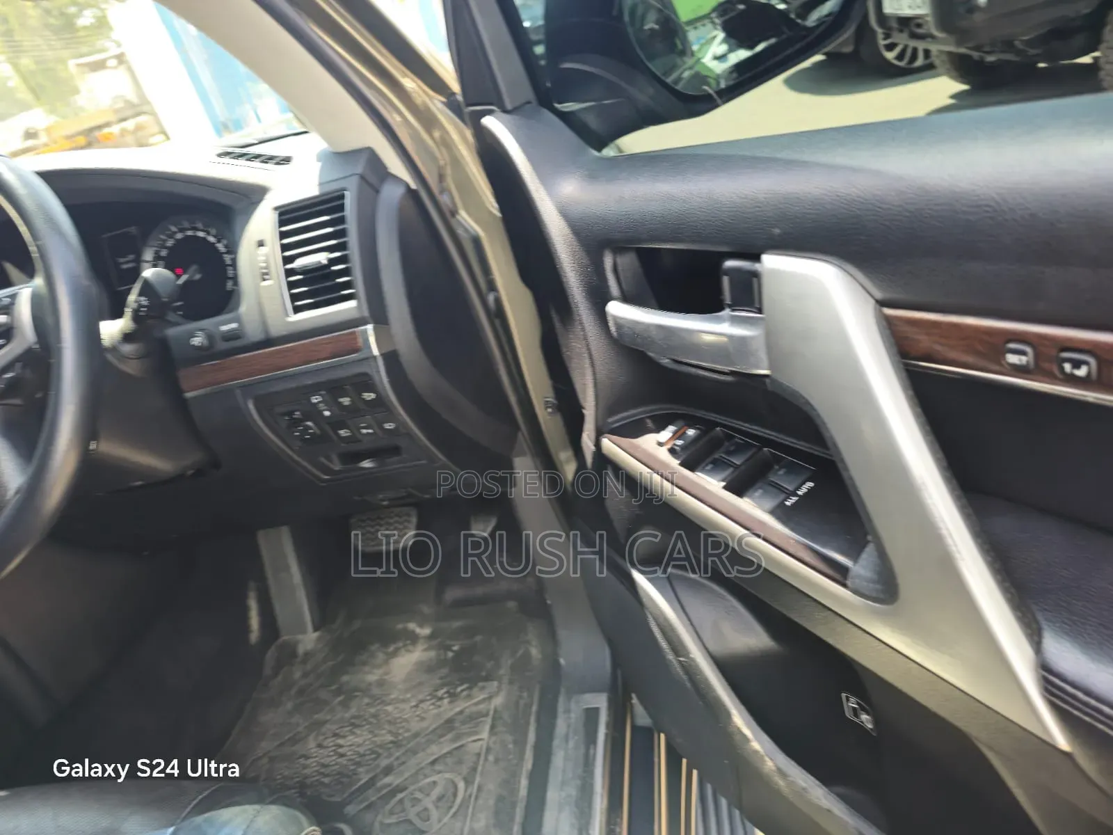 Toyota Land Cruiser 2018 Green