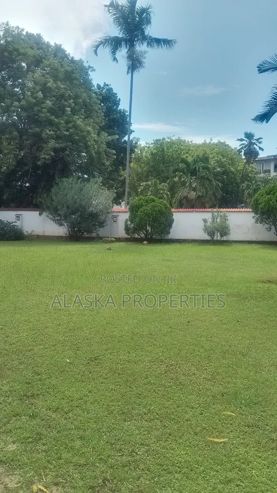5bdrm Bungalow in Nyali Estate for sale