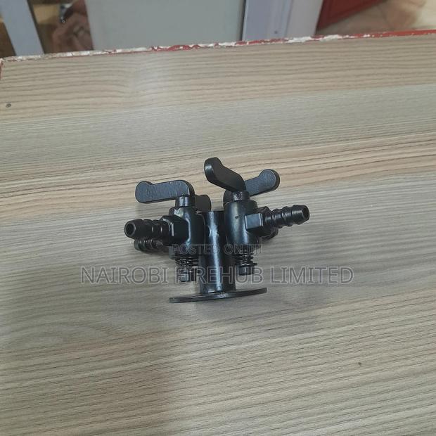 Gas Tap 4 Way for School Lab - thumbnail 3