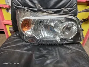 Toyota Klugger Headlight Non Zenon