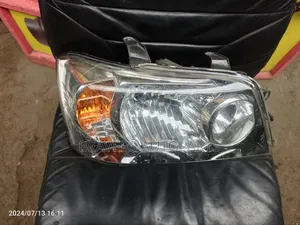 Toyota Klugger Headlight Non Zenon