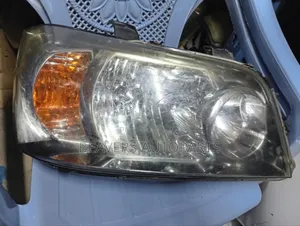 Toyota Klugger Headlight Non Zenon
