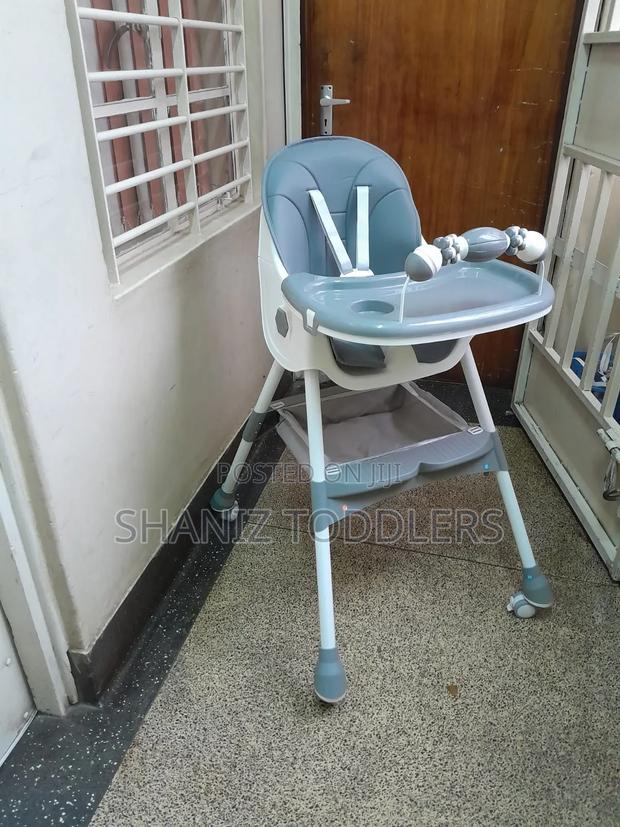 Foldable Feeding Chair * Feeding Chair - main view