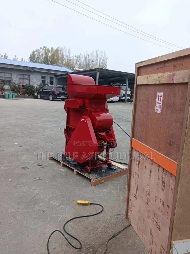 Large Capacity Peanut Sheller - main view