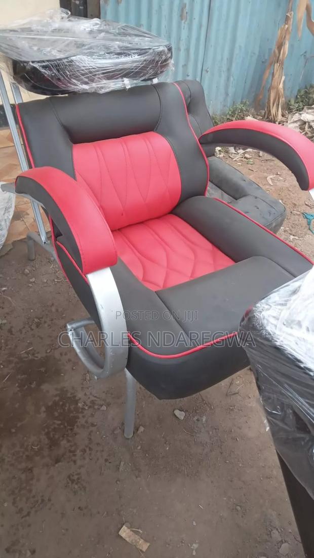 Plush Style Barbers Chair Tailored to Perfection.