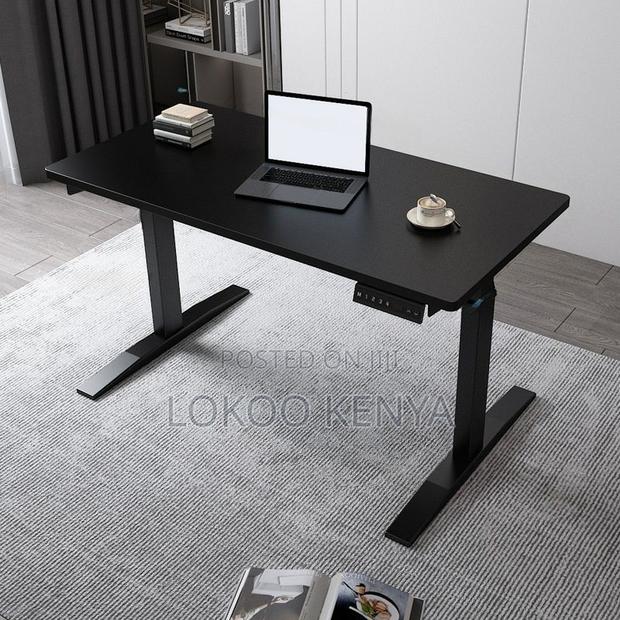 Office Desk: Electric Height Adjustable Desk - thumbnail 3