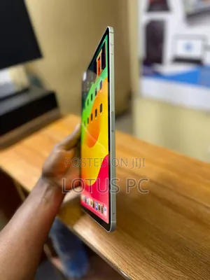 Apple iPad Pro 11 (2020) 64 GB Silver