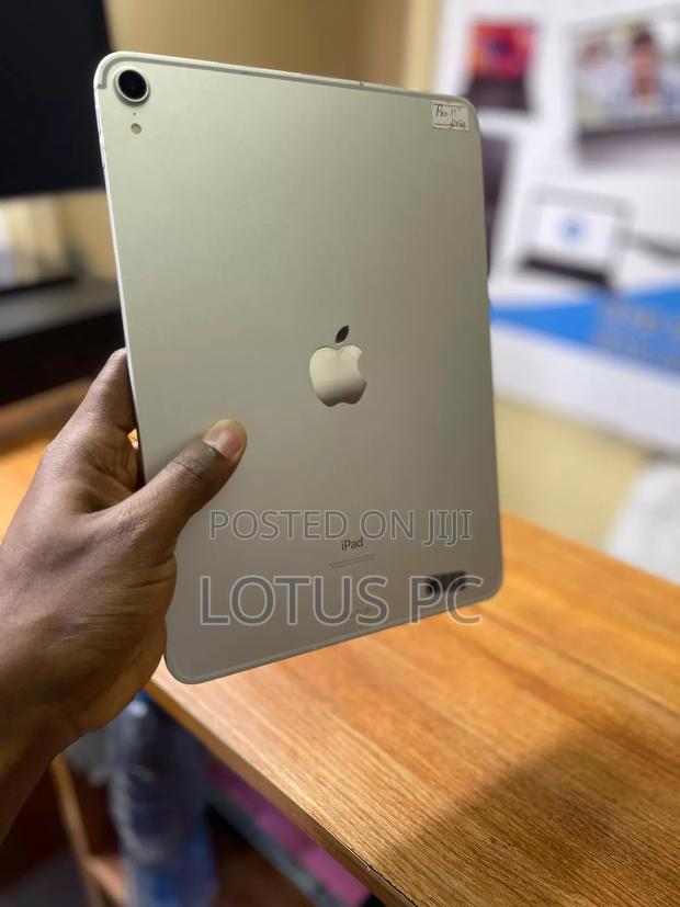 Apple iPad Pro 11 (2020) 64 GB Silver - thumbnail 3