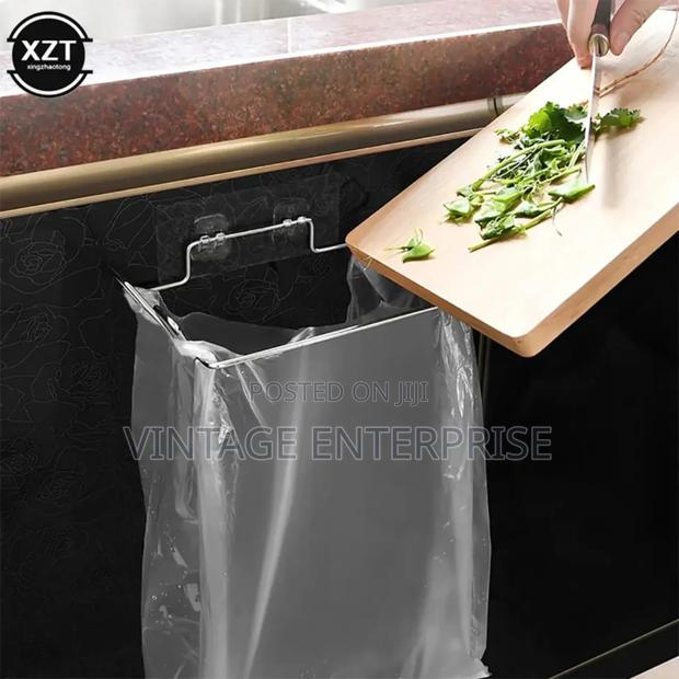 Metallic Trash Bag Hanger - thumbnail 2