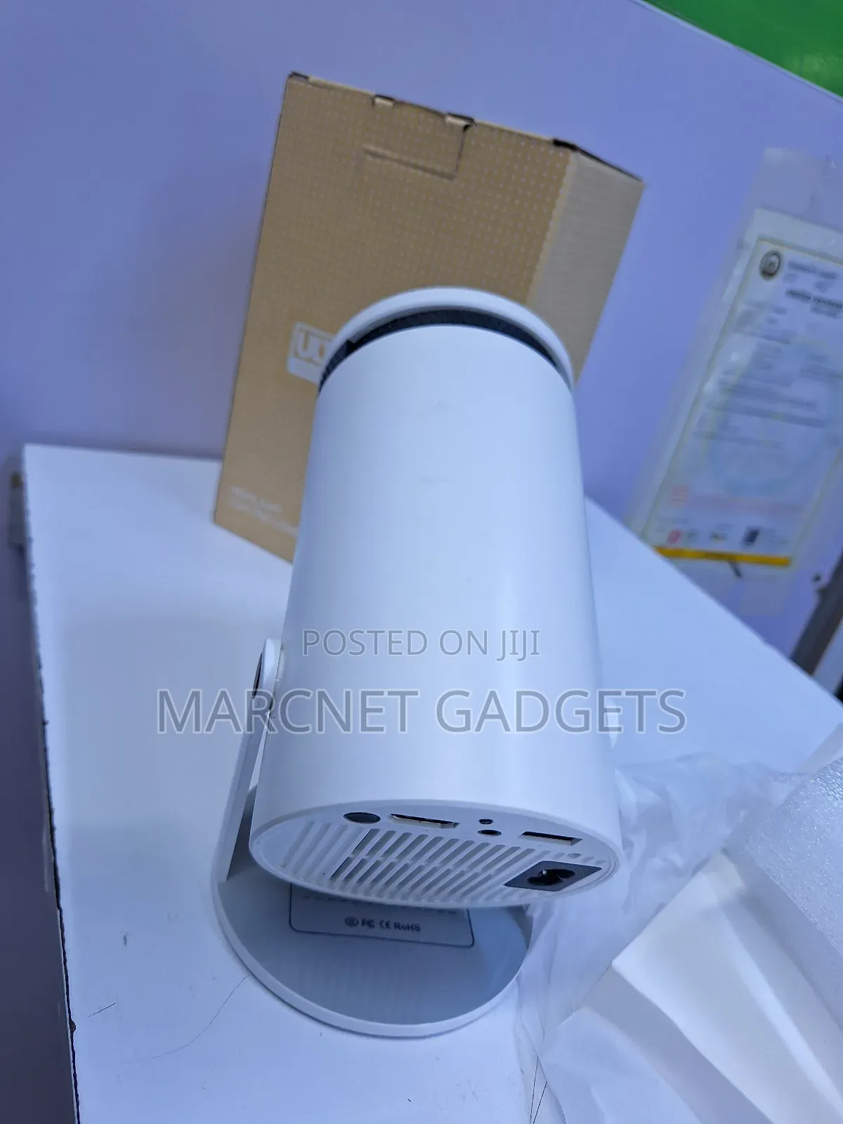 HY 300 Pro Android Projector With Bluetooth Wifi Speakersp