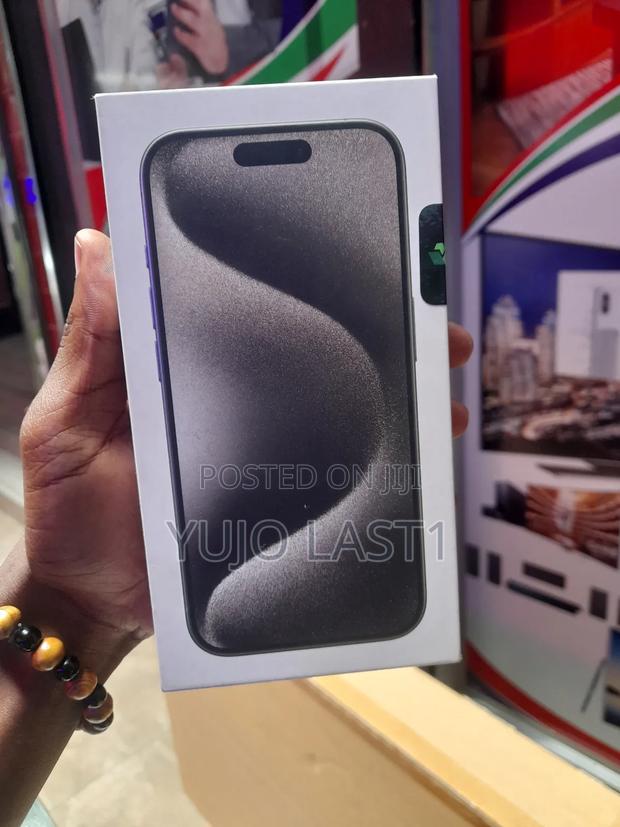 New Apple iPhone 15 Pro Max 512 GB Blue - thumbnail 4