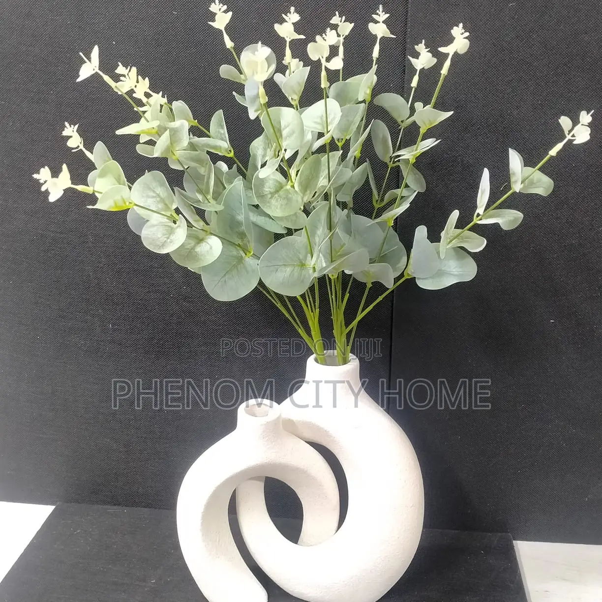 Elegant Ceramic Flower Vases