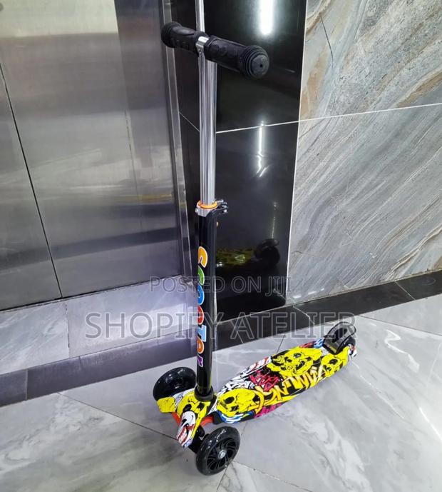 Scooter for Kids Adjustable Height and Also Foldable - main view