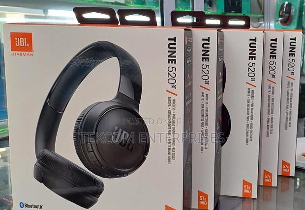 JBL Tune 520bt Headphones^ JBL Tune 520bt Headphones