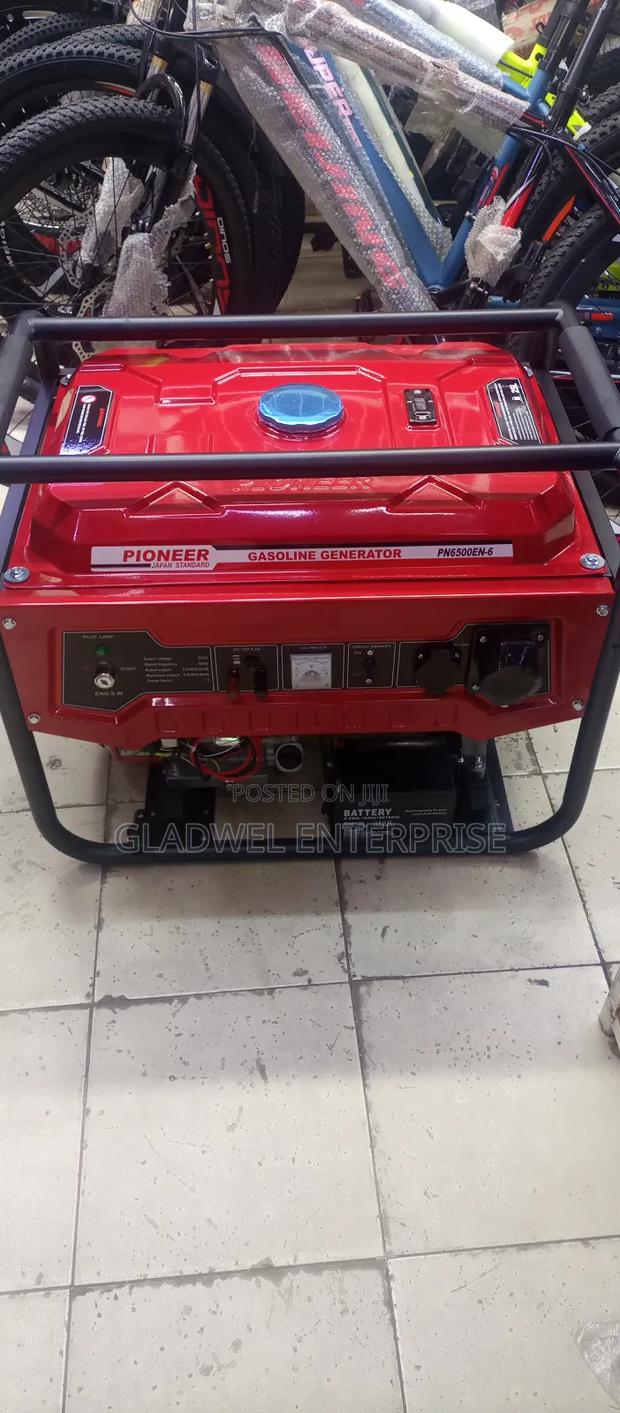 Gasoline Generator - main view