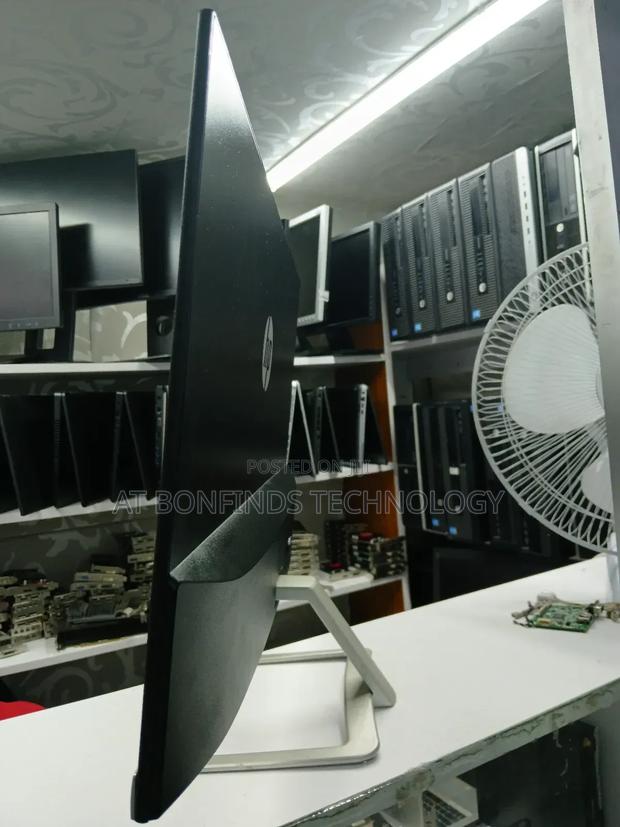 HP 27es Monitors - thumbnail 4