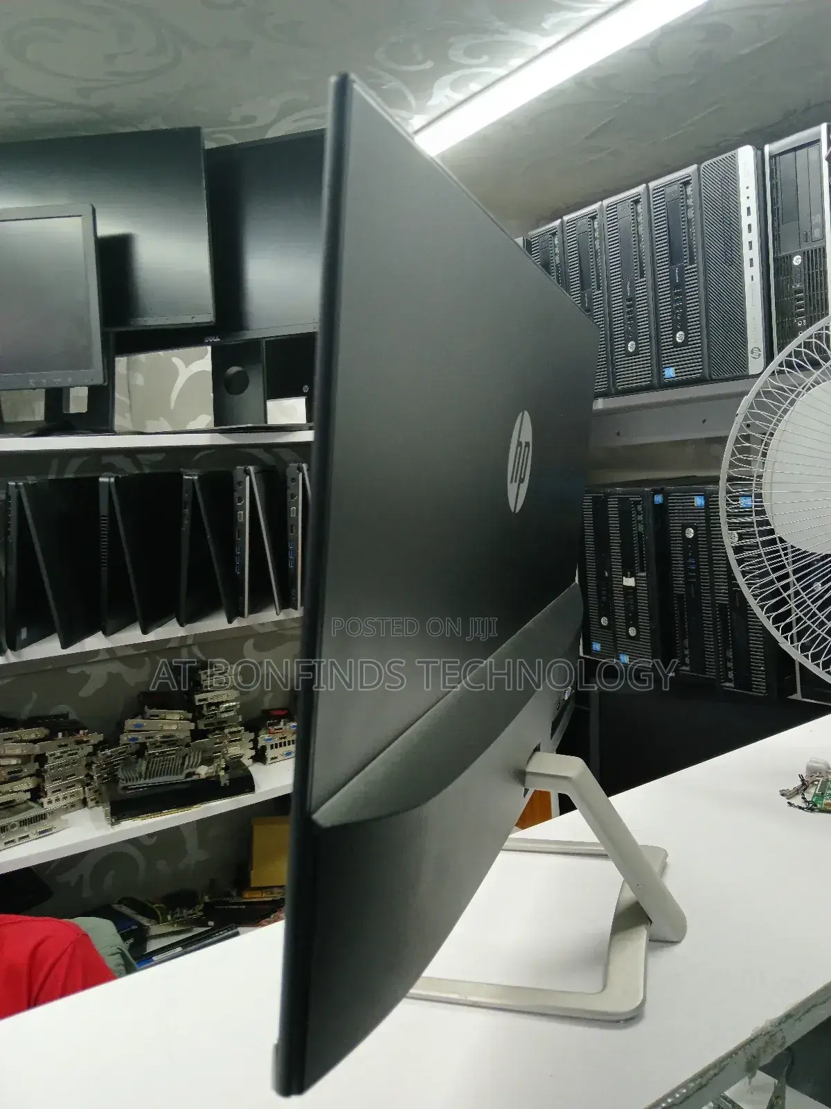 HP 27es Monitors