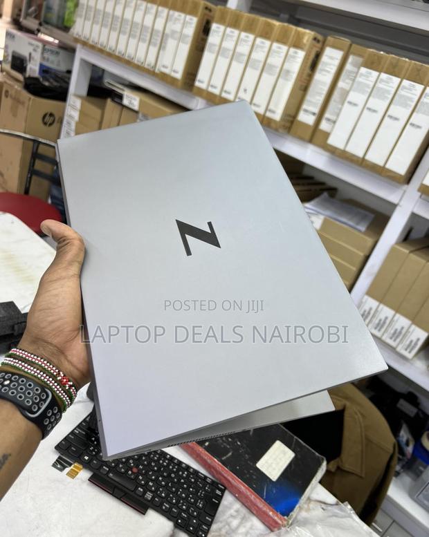 Laptop HP Zbook Studio G7 32GB Intel Core I5 SSD 512GB - thumbnail 5