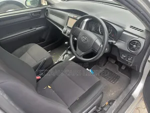 Toyota Corolla Fielder 2017 Silver