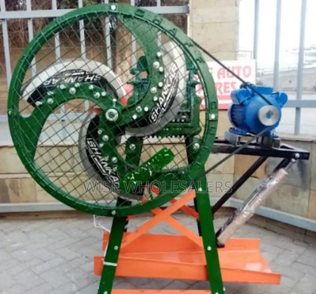 3 Blade Chaff Cutter°°•Available