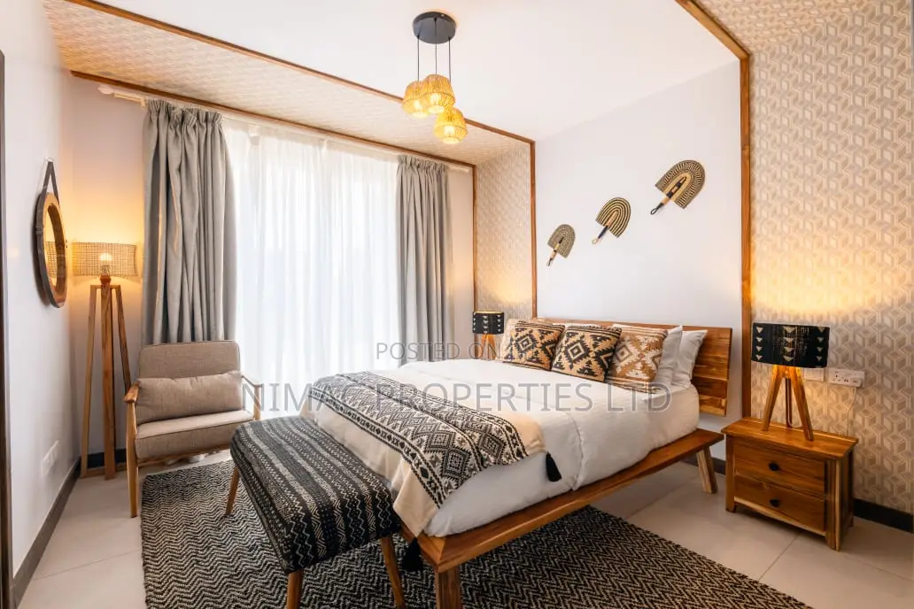 3bdrm Apartment in Gateway Mall Area for sale