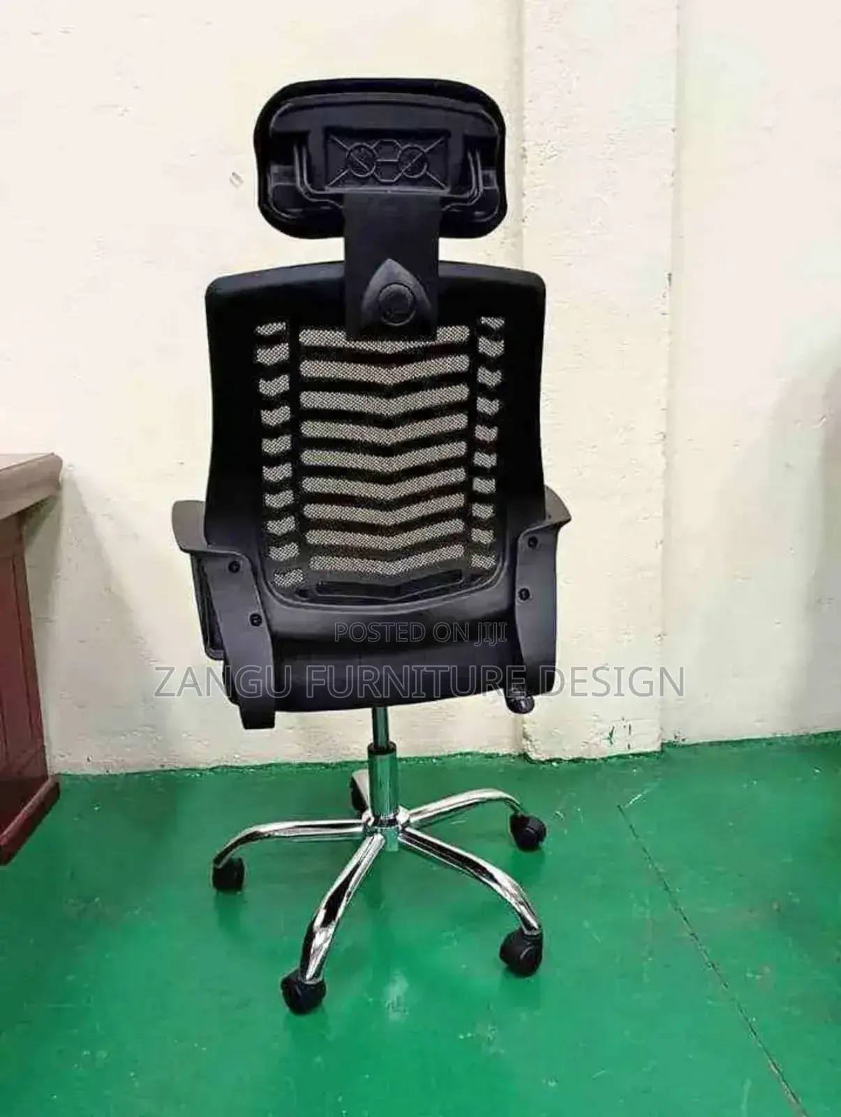 Strong Comfortable Seat With Headrest
