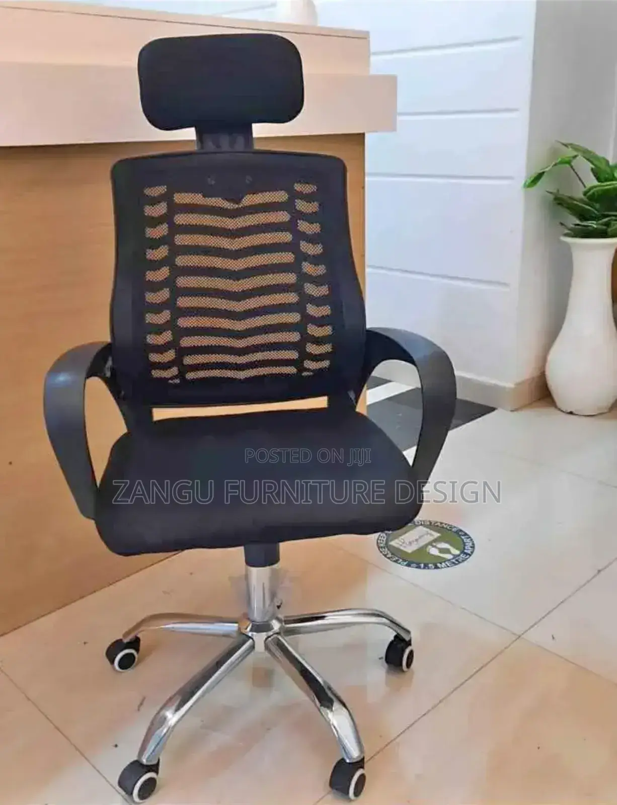 Model Headrest Office Chair