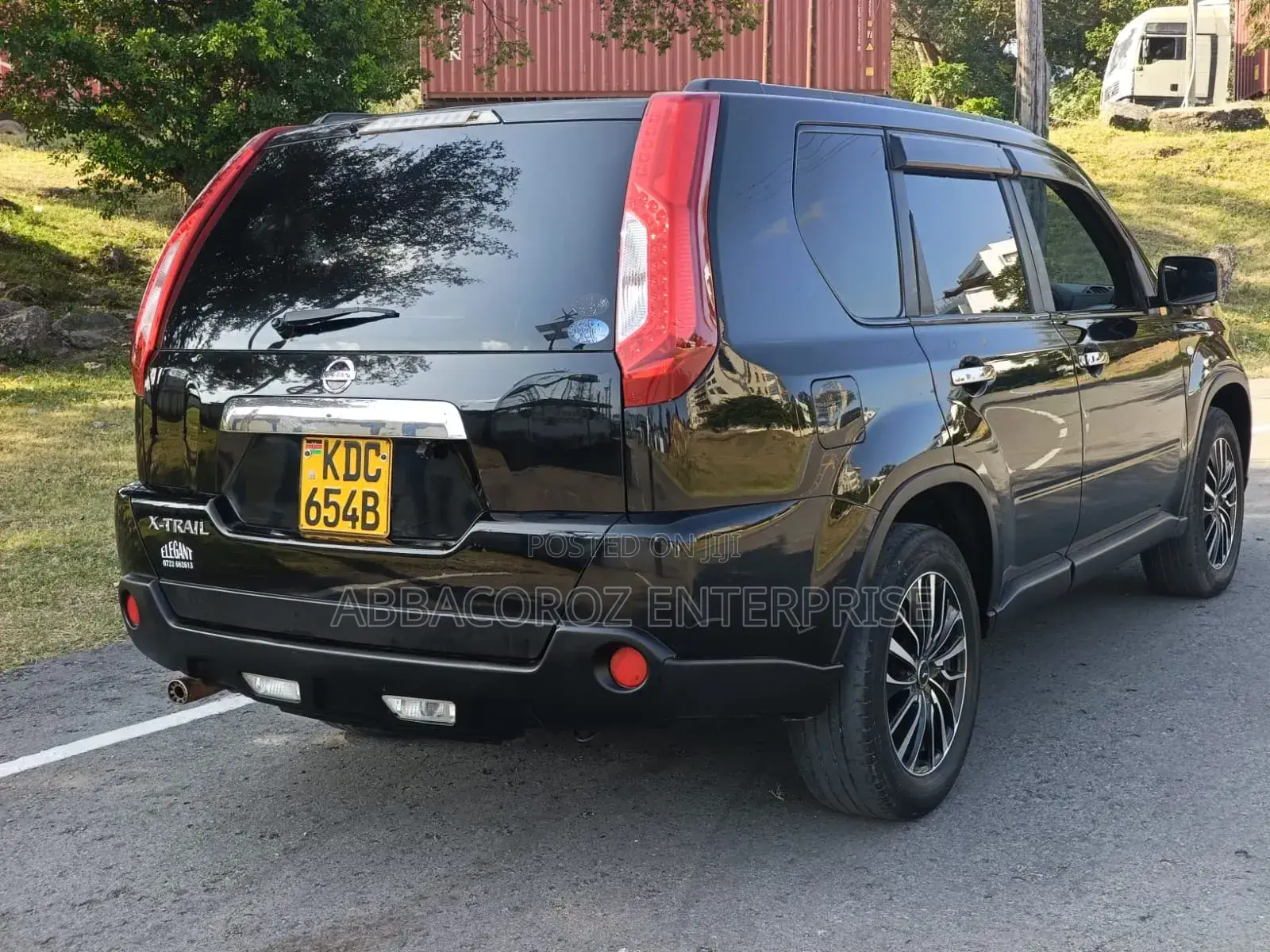 Nissan X-Trail 2.0 Petrol FWD 2014 Black