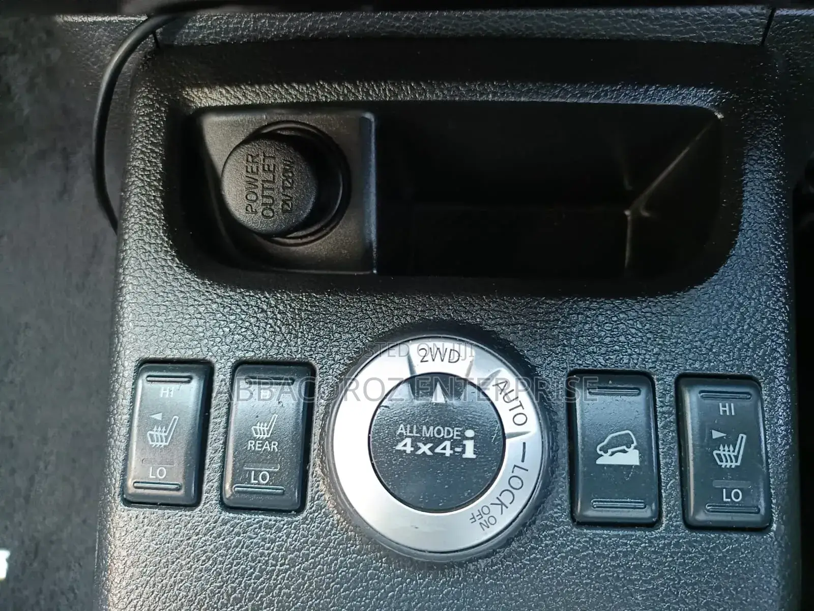 Nissan X-Trail 2.0 Petrol FWD 2014 Black