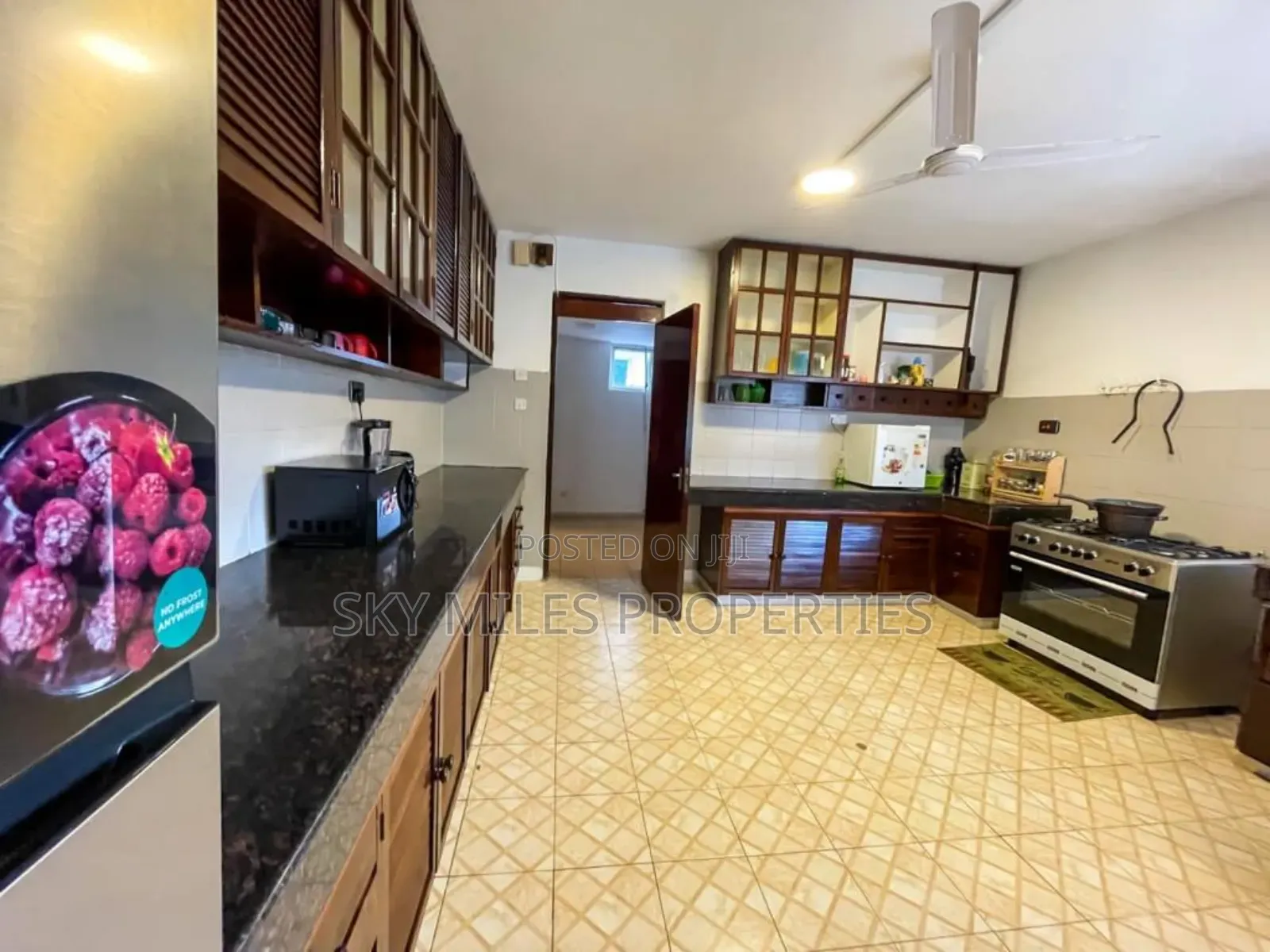 5bdrm Villa in Diani Beach, Ukunda for sale