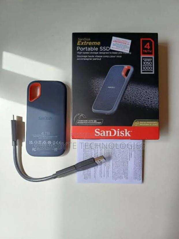 Sandisk//Sandisk E61 4tb Extreme Portable External SSD V2" - main view