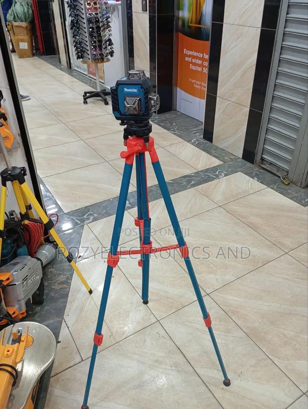 Makita Laser Level Machine