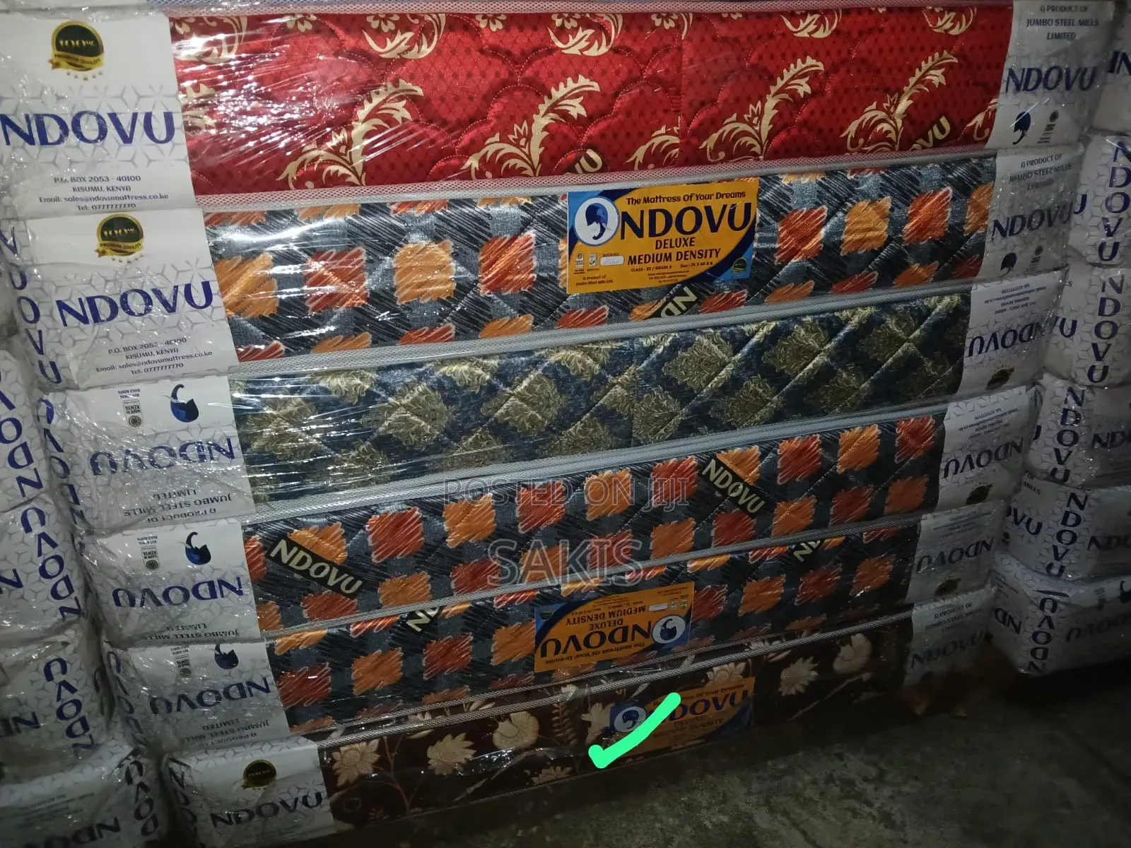 Za Offer! 6 X 6 X 8 Medium Duty Quilted Mattresses. Tulete?