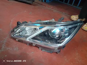 Headlight Crown 2015 Xenon