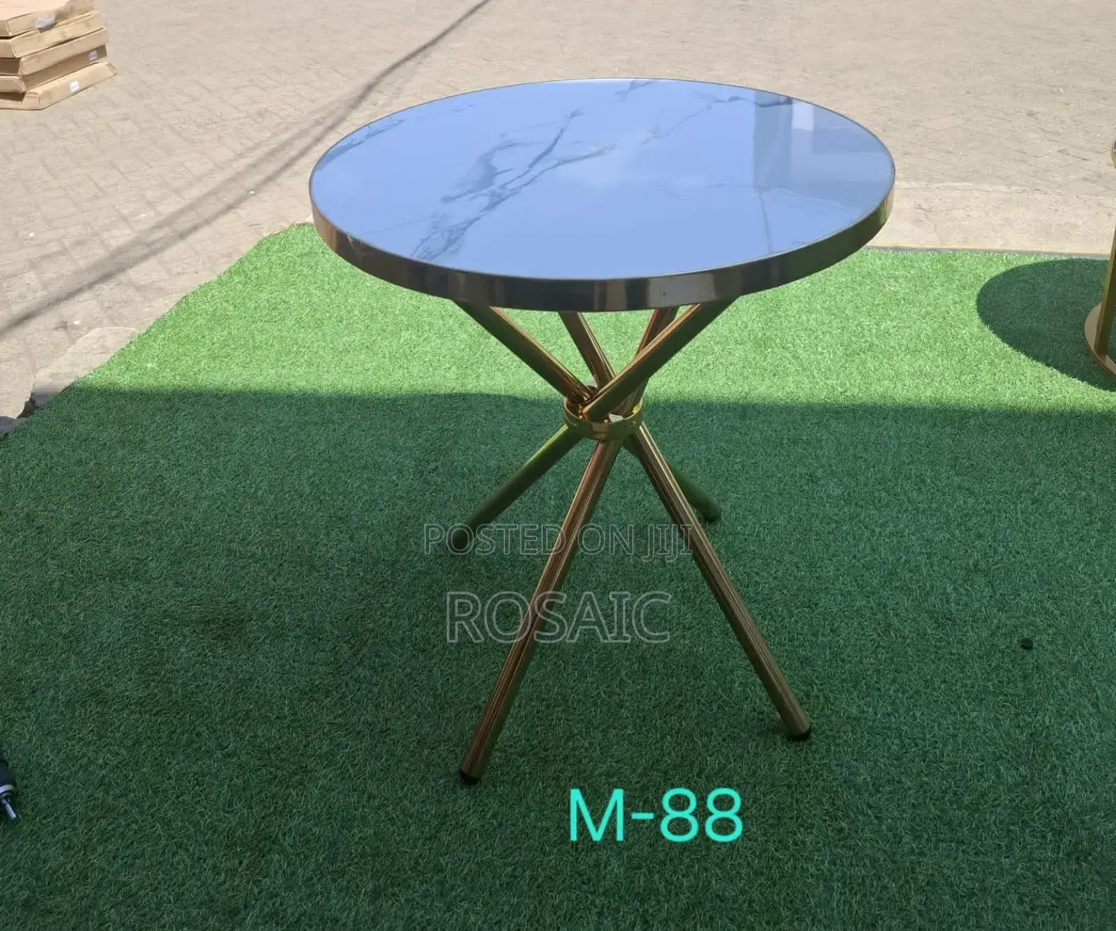 Round Coffee Table